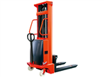 國(guó)產(chǎn)半電動(dòng)堆高車的用途,半電動(dòng)堆垛車的設(shè)計(jì)原理